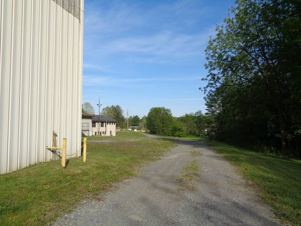 157 Willis Ave, Crab Orchard, WV 25827
